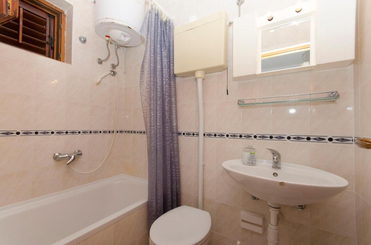 Apartments And Rooms Nike Sobra Εξωτερικό φωτογραφία
