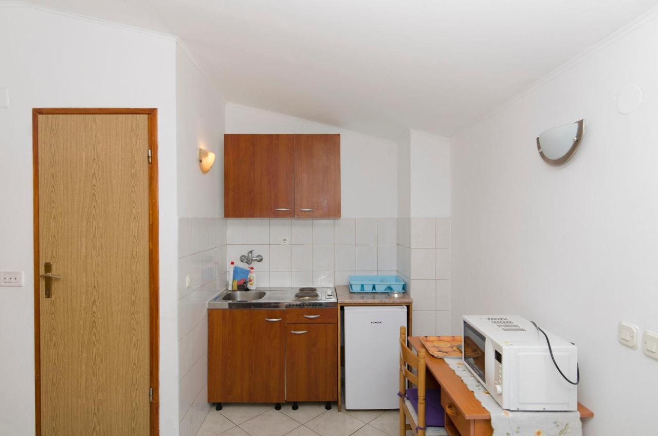 Apartments And Rooms Nike Sobra Δωμάτιο φωτογραφία