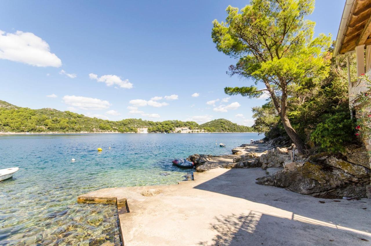 Apartments And Rooms Nike Sobra Εξωτερικό φωτογραφία